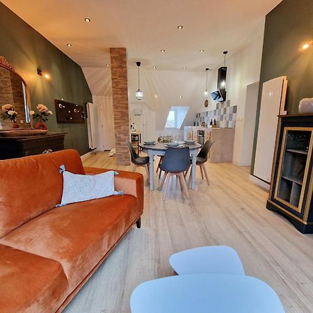 Le Colombier Apartment Laon Bagian luar foto